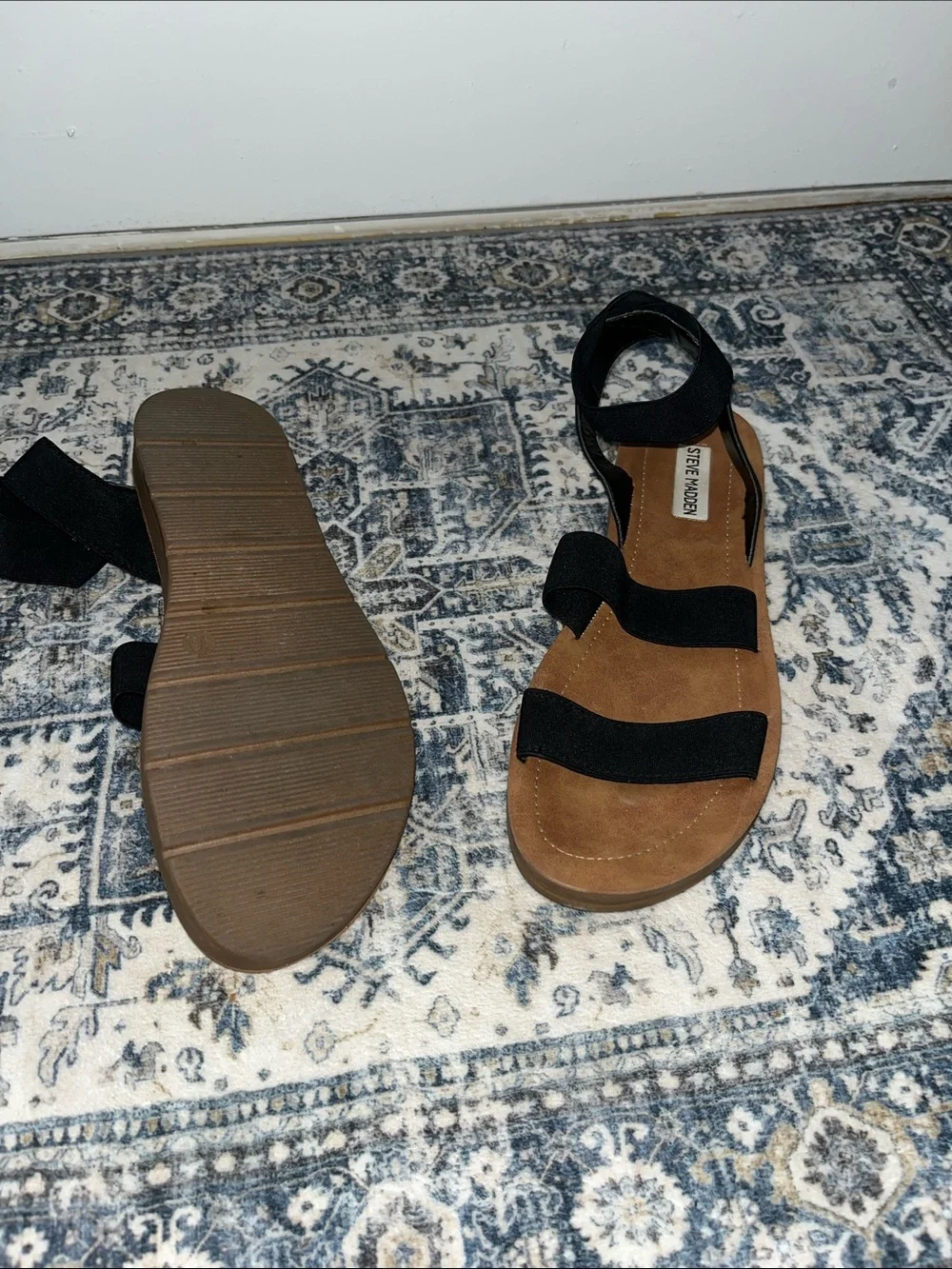 Steve Madden Tan Suede Sandals with Black Straps